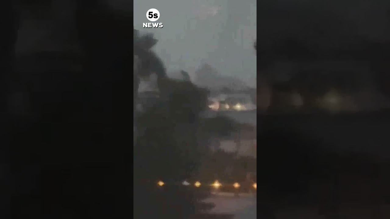 Tornado strikes downtown Fort Lauderdale in Canada #shorts