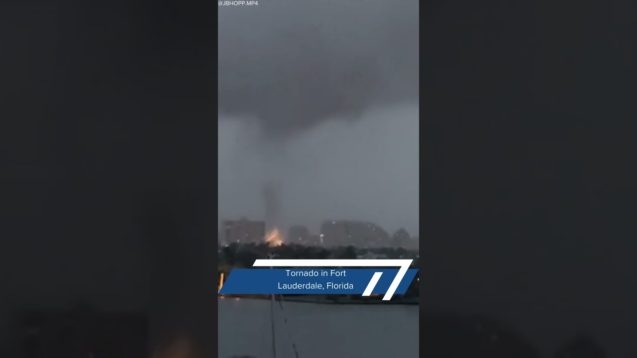 Tornado in Fort Lauderdale, Florida caught on camera