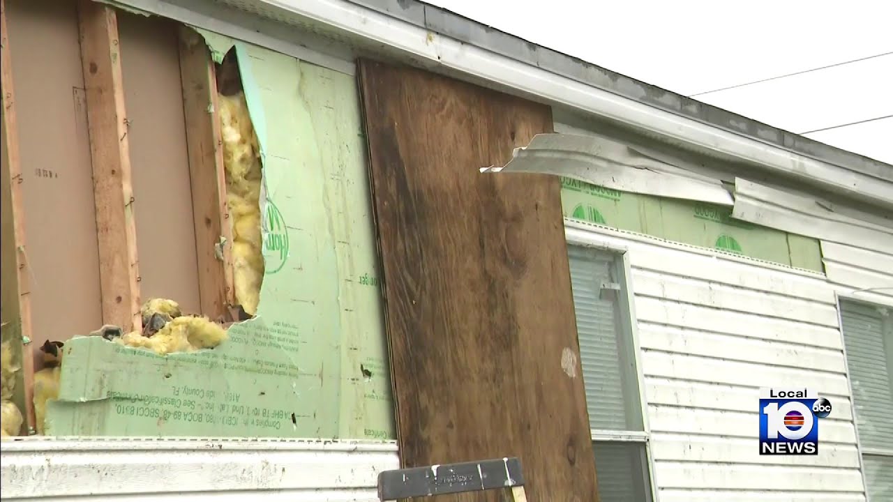 Mobile homes in Davie ripped apart by Hurricane Ian