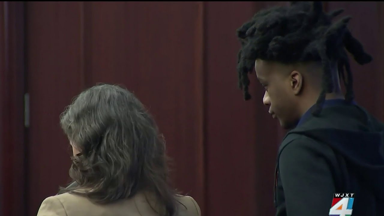 Jacksonville man whose viral arrest video sparked outrage pleads not guilty