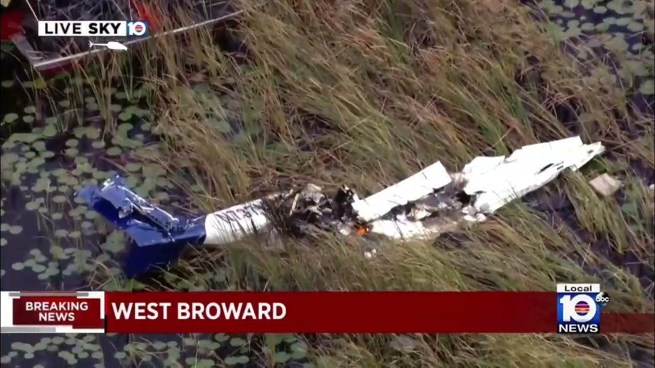 Small plane crashes in west Broward