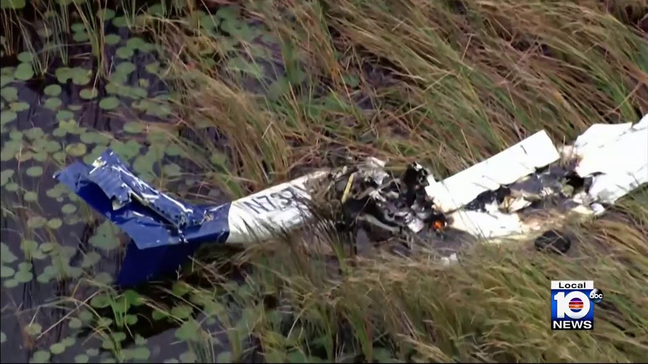 Small plane crashes in Everglades off Alligator Alley, killing 2