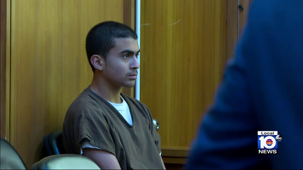 Hialeah teen accused of killing mother appears in court