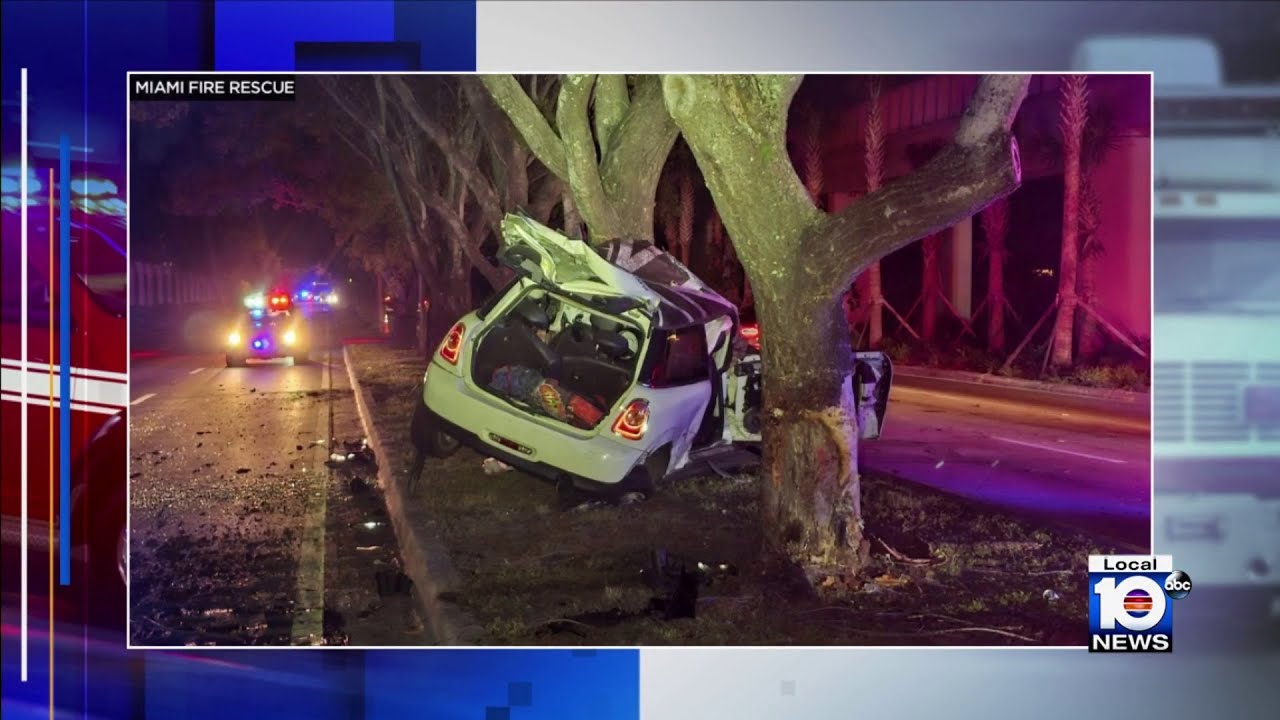 4 people rushed to hospital after Miami crash