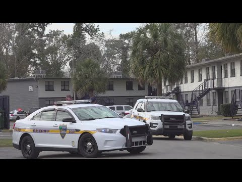 1 critically injured after reported shooting at Vista Landing Apartments in Jacksonville