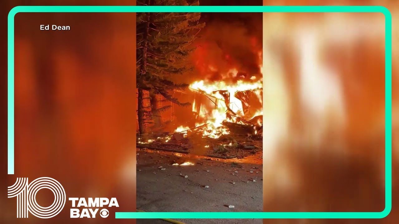 Moments after plane crashes into Clearwater mobile home park captured on video