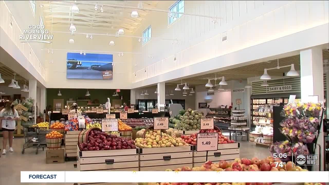 Specialty Grocer, Fields and Table, opens in Riverview