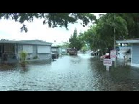 Tropical Storm Eta floods Florida mobile home park