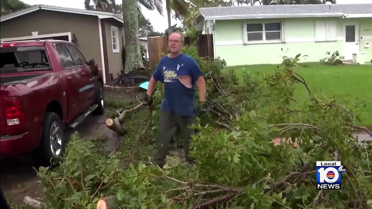 Residents of Pembroke Pines looking to rebuild community after Hurricane Ian devastation