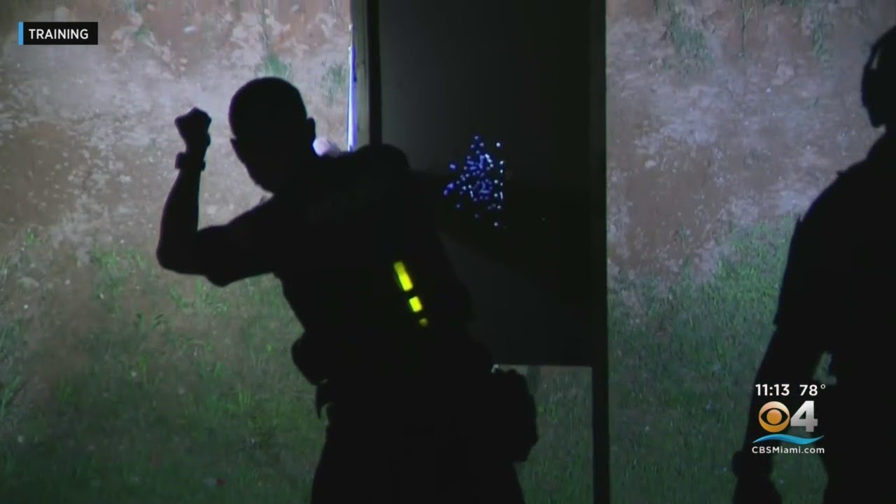 Pembroke Pines PD Putting Police Officers Through Intense Total Darkness Training
