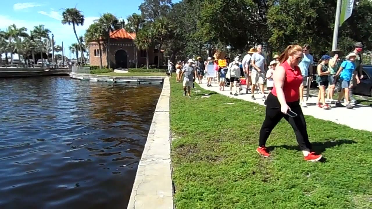 March Against Red Tide in St. Petersburg, Florida: WMNF News