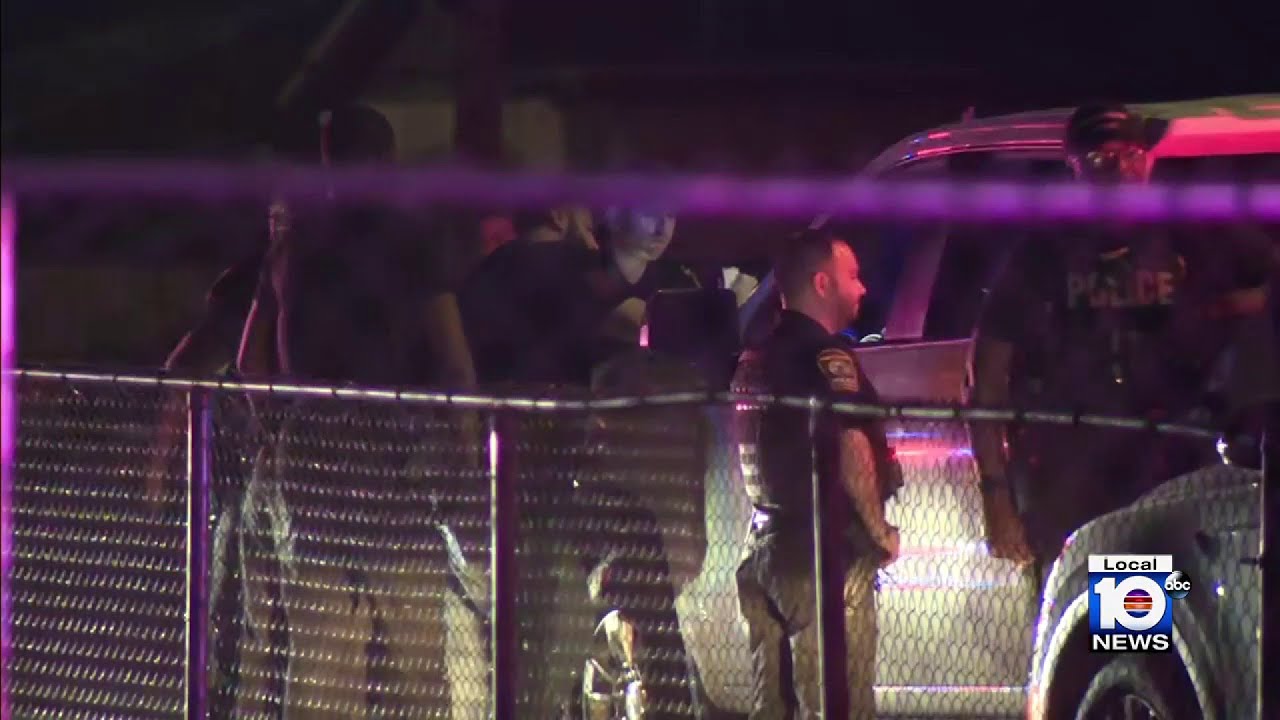 Man hospitalized in Miami Gardens shooting