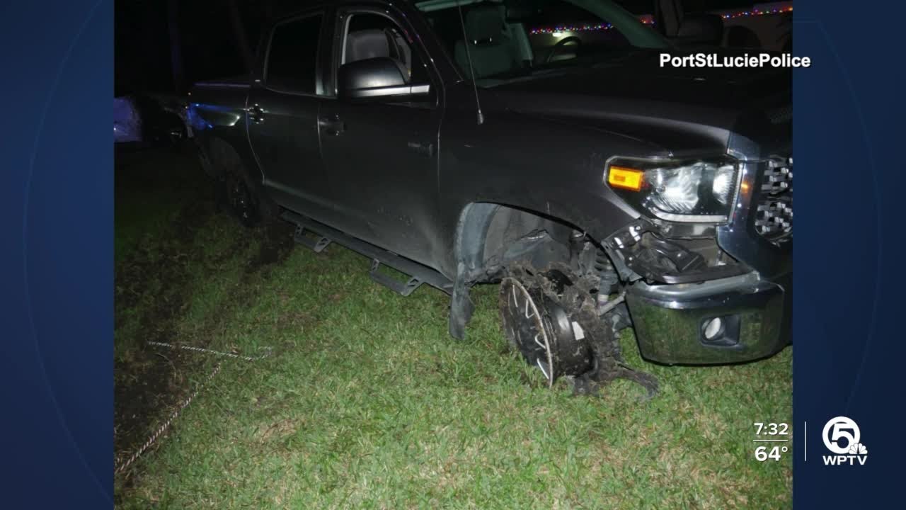 DUI driver crashes into Christmas decorations, parked vehicle, Port St. Lucie police say