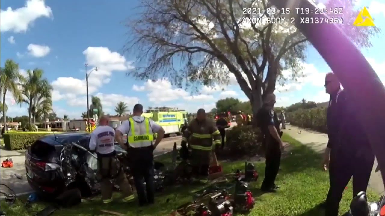 Body camera footage shows chaotic moments after Pembroke Pines plane crash